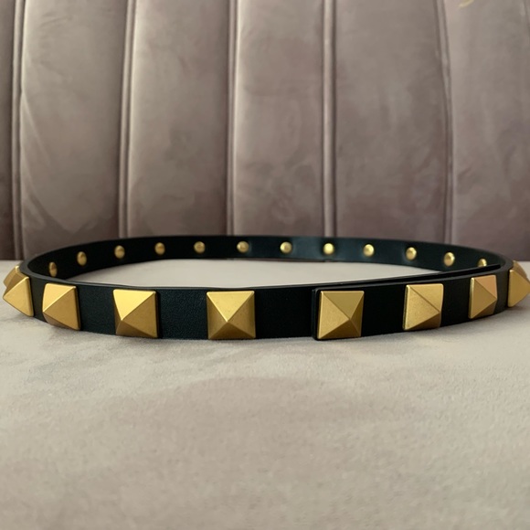 Valentino Garavani Accessories - Valentino Roman Stud Leather Belt